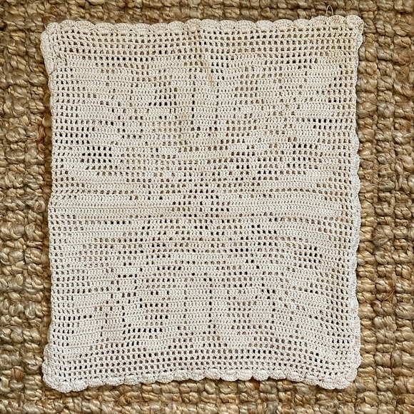 Cottagecore Crochet Open Weave Pillow Cover Cream Tan‎ 13x15 - Picture 1 of 5